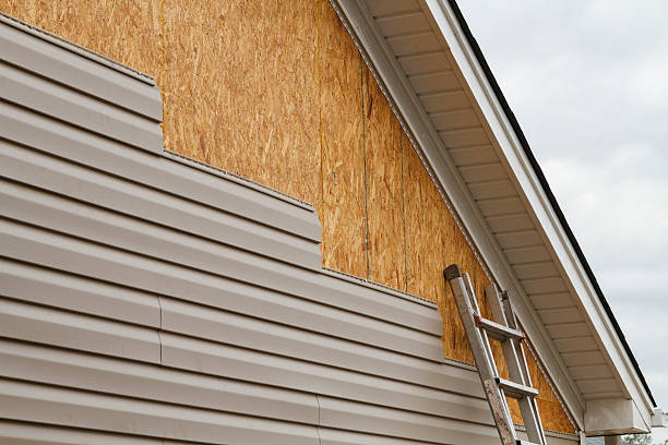 Professional Siding Installation technician working in Hickory Grove, SC